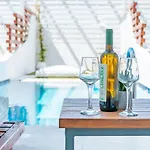 فندق Aloe - Adults Only فاليراكي